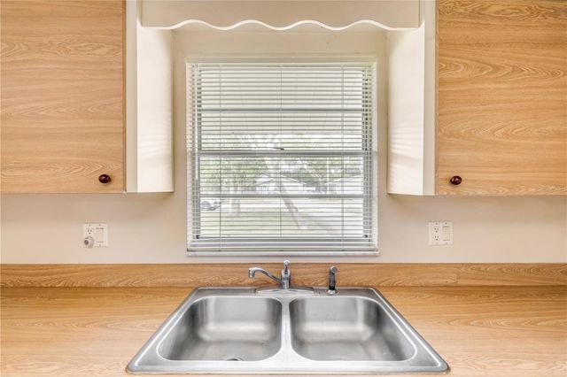 805 S COOPER STREET, New Smyrna Beach, FL 32169