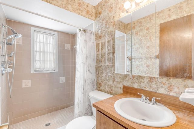 805 S COOPER STREET, New Smyrna Beach, FL 32169