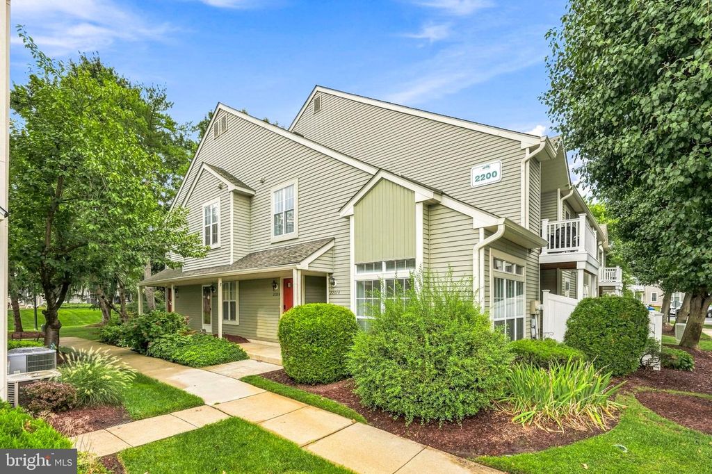 2202B YARMOUTH LN, MT LAUREL, NJ 08054 — photo 2