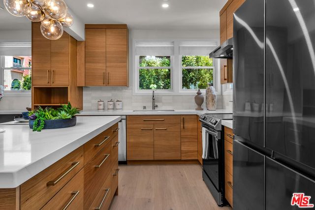 1626 Franklin Street, Santa Monica, CA 90404