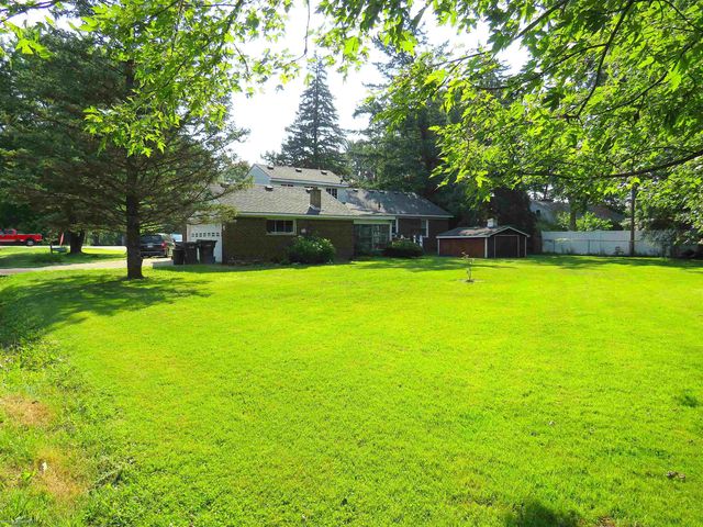 42501 Utica Road, Sterling Heights, MI 48314