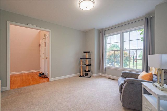 2243 Apple Road, Weisenberg Twp, PA 18051
