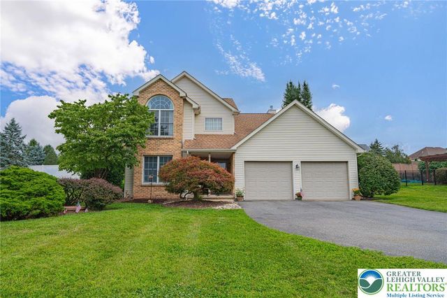 2243 Apple Road, Weisenberg Twp, PA 18051