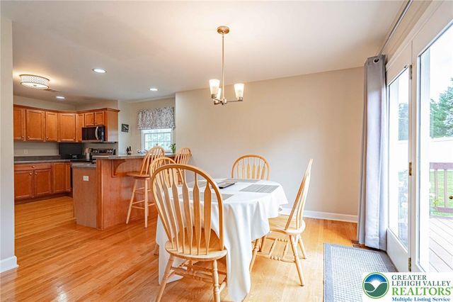 2243 Apple Road, Weisenberg Twp, PA 18051