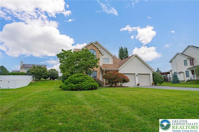 2243 Apple Road, Weisenberg Twp, PA 18051