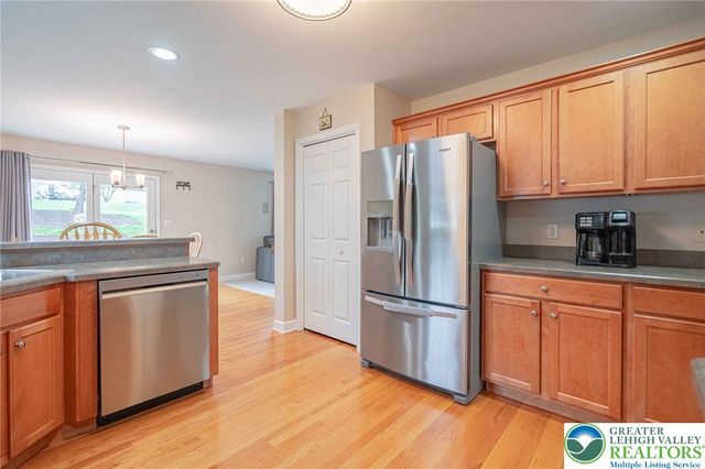 2243 Apple Road, Weisenberg Twp, PA 18051
