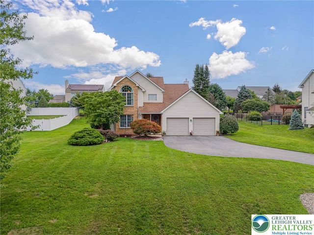 2243 Apple Road, Weisenberg Twp, PA 18051