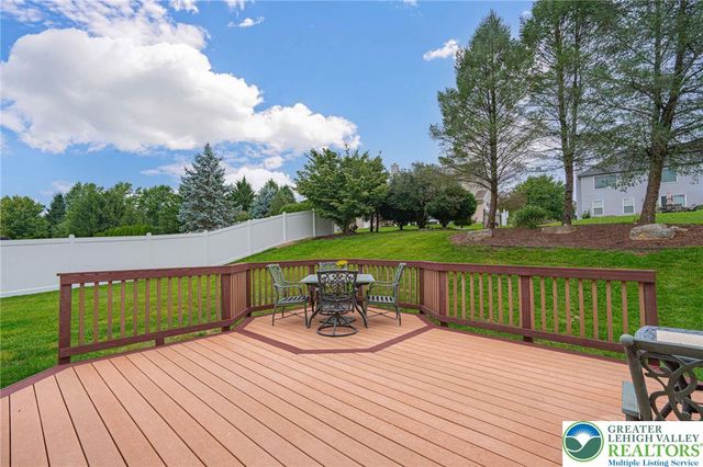2243 Apple Road, Weisenberg Twp, PA 18051