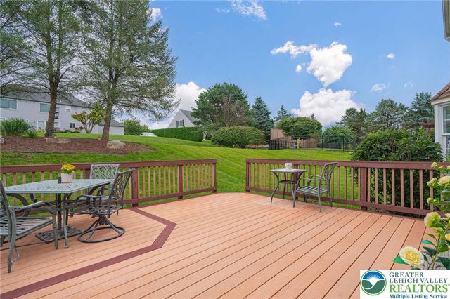2243 Apple Road, Weisenberg Twp, PA 18051