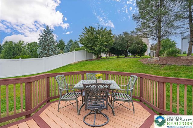 2243 Apple Road, Weisenberg Twp, PA 18051