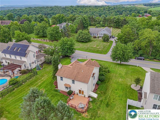 2243 Apple Road, Weisenberg Twp, PA 18051