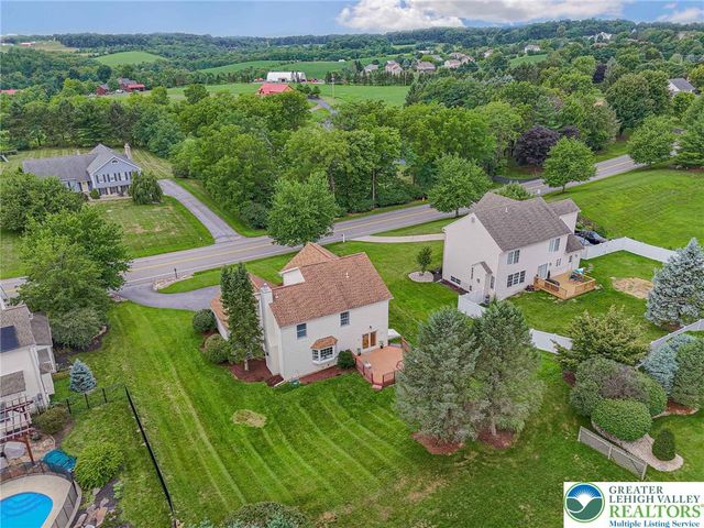 2243 Apple Road, Weisenberg Twp, PA 18051
