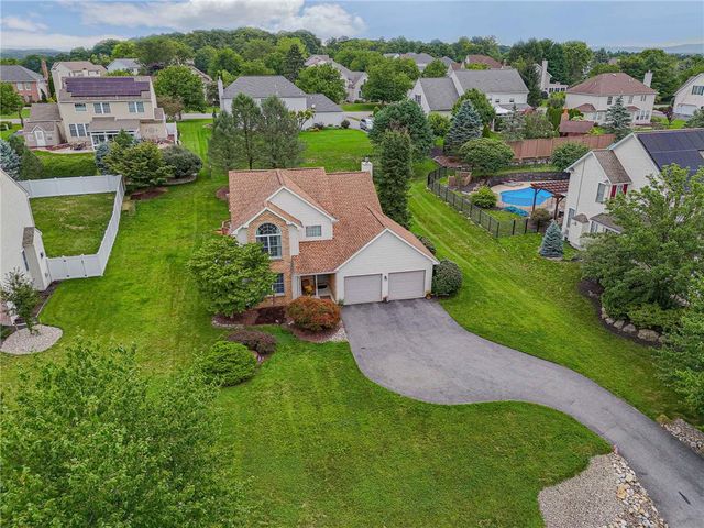 2243 Apple Road, Weisenberg Twp, PA 18051