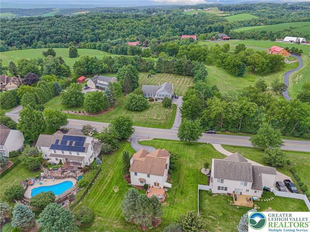 2243 Apple Road, Weisenberg Twp, PA 18051