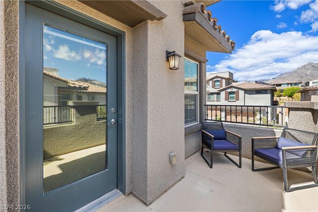 72 Lomita Heights Drive, Las Vegas, NV 89138