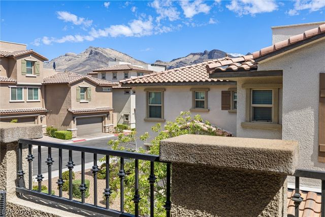 72 Lomita Heights Drive, Las Vegas, NV 89138