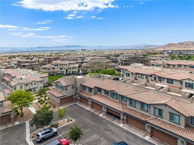 72 Lomita Heights Drive, Las Vegas, NV 89138