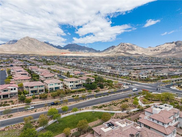 72 Lomita Heights Drive, Las Vegas, NV 89138