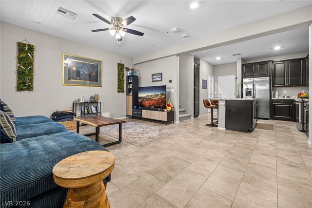 72 Lomita Heights Drive, Las Vegas, NV 89138