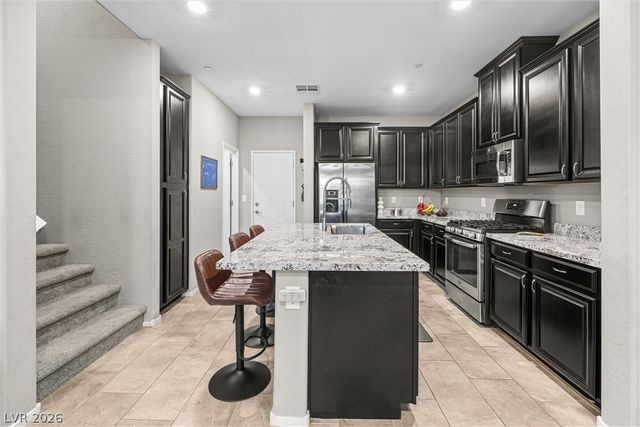 72 Lomita Heights Drive, Las Vegas, NV 89138