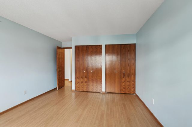 32 11th Avenue S 303, Hopkins, MN 55343