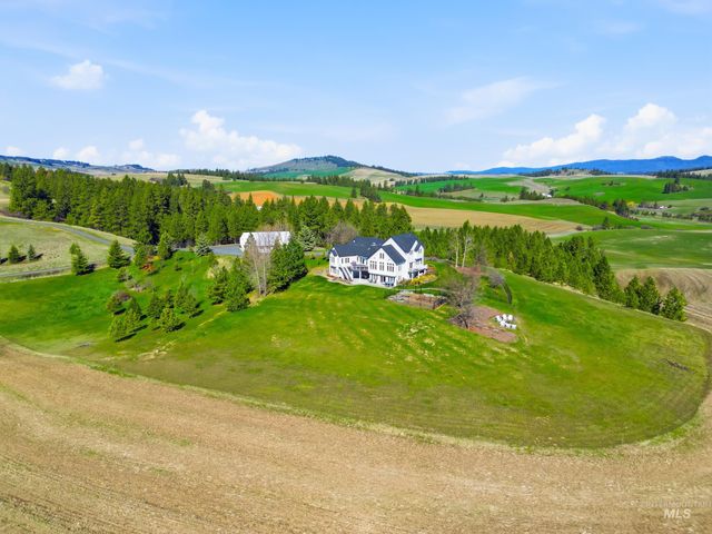 1014 Hilby Rd, Moscow, ID 83843