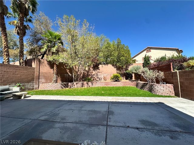 537 Lacabana Beach Drive, Las Vegas, NV 89138