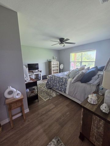 511 Erwin Road, Poolville, TX 76487