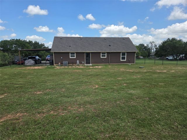 511 Erwin Road, Poolville, TX 76487
