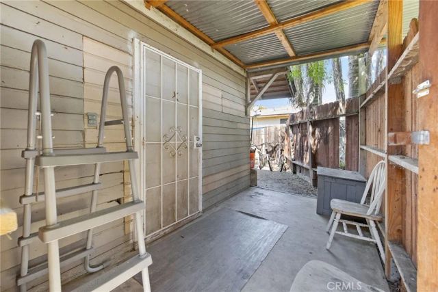 300 N Berry Road, Tipton, CA 93272