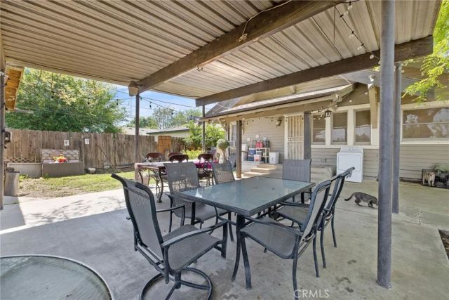 300 N Berry Road, Tipton, CA 93272