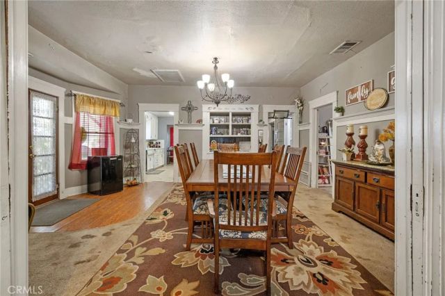 300 N Berry Road, Tipton, CA 93272