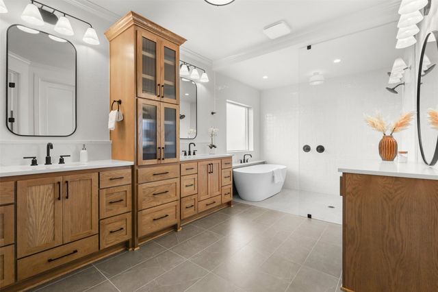509 Acorn Trail, Granbury, TX 76049