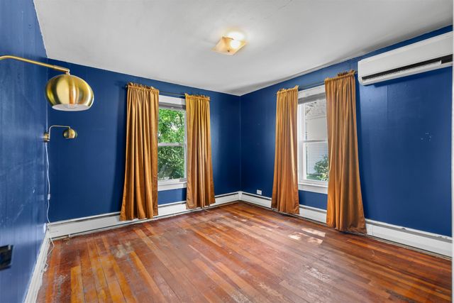 18 Warren Avenue, Goffstown, NH 03045