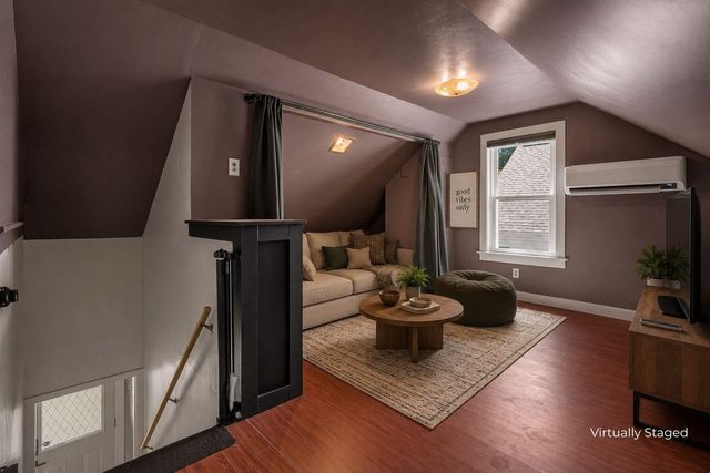 18 Warren Avenue, Goffstown, NH 03045