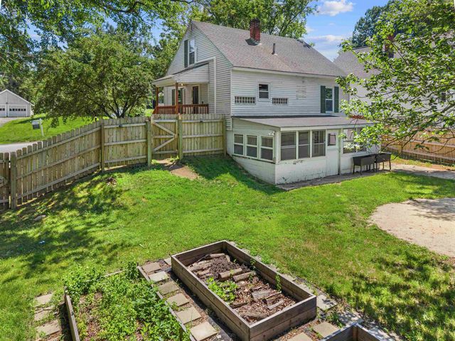 18 Warren Avenue, Goffstown, NH 03045