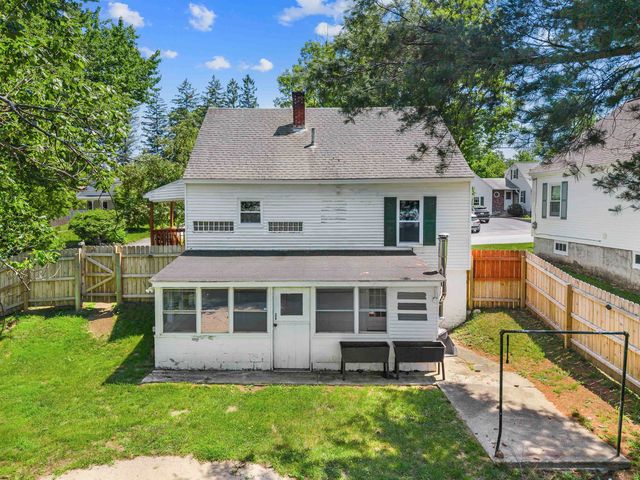 18 Warren Avenue, Goffstown, NH 03045
