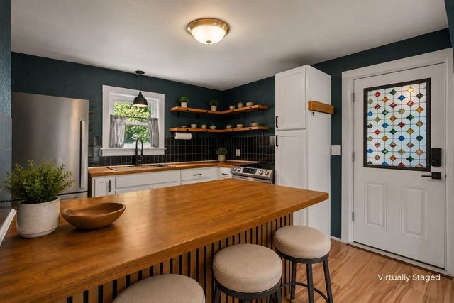 18 Warren Avenue, Goffstown, NH 03045
