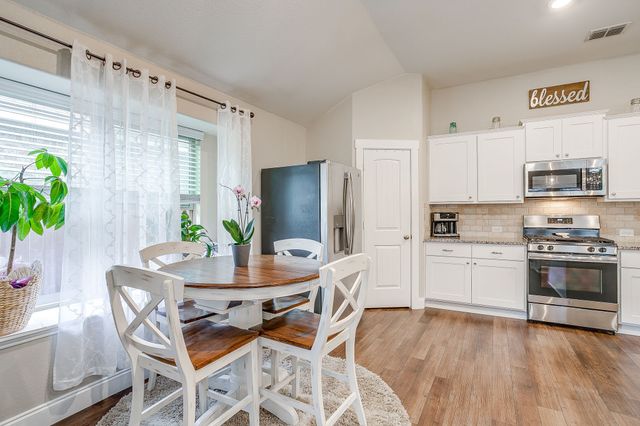 417 Saguaro Drive, Haslet, TX 76052