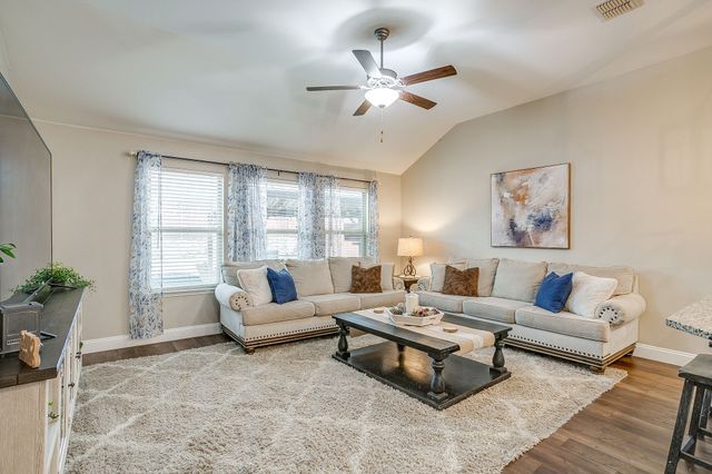 417 Saguaro Drive, Haslet, TX 76052