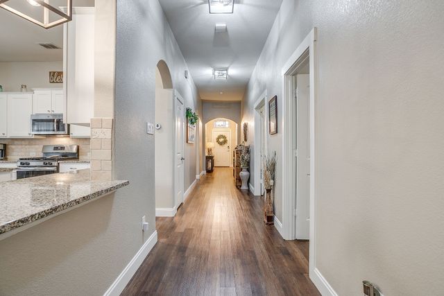 417 Saguaro Drive, Haslet, TX 76052