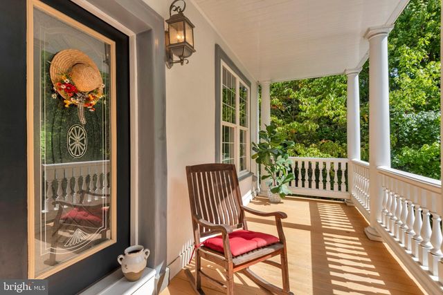 527 FOREST RD, Riva, MD 21140
