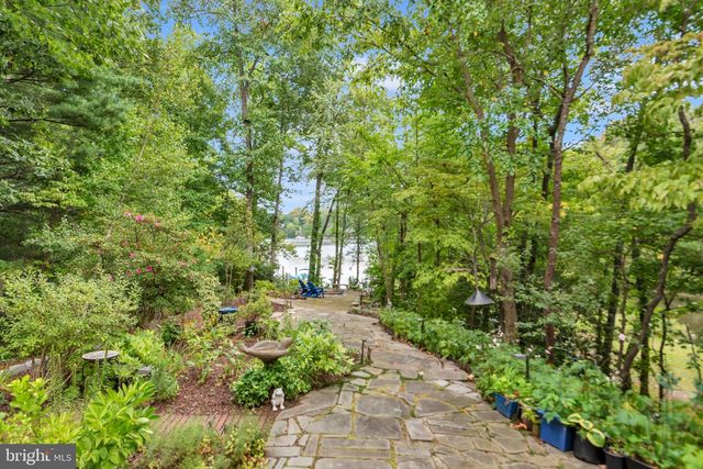 527 FOREST RD, Riva, MD 21140
