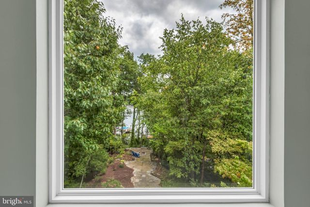 527 FOREST RD, Riva, MD 21140