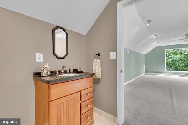 527 FOREST RD, Riva, MD 21140