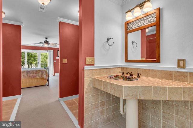 527 FOREST RD, Riva, MD 21140
