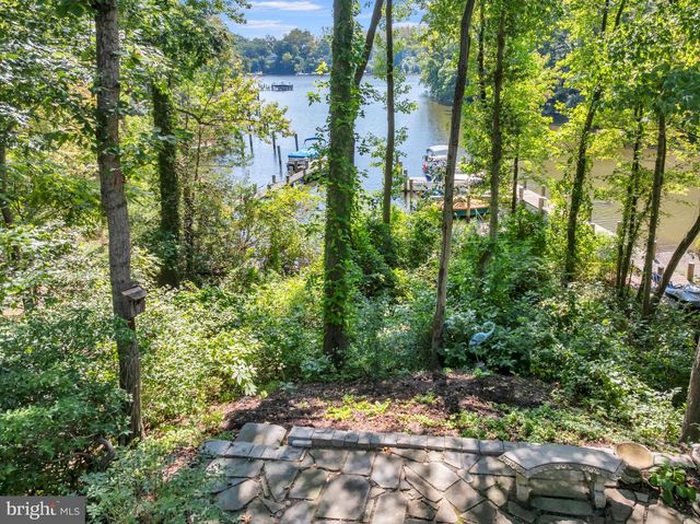 527 FOREST RD, Riva, MD 21140