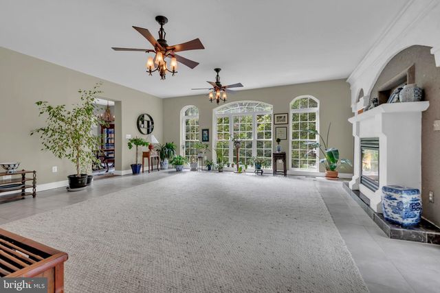 527 FOREST RD, Riva, MD 21140