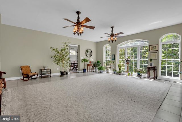 527 FOREST RD, Riva, MD 21140