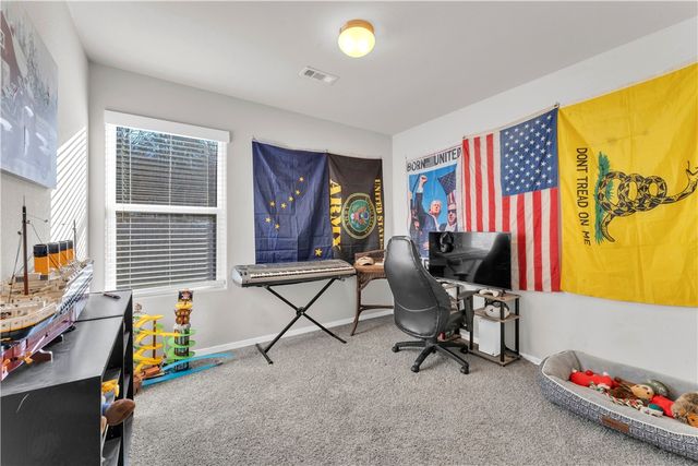 274 Cooper Street, Huntsville, AR 72740